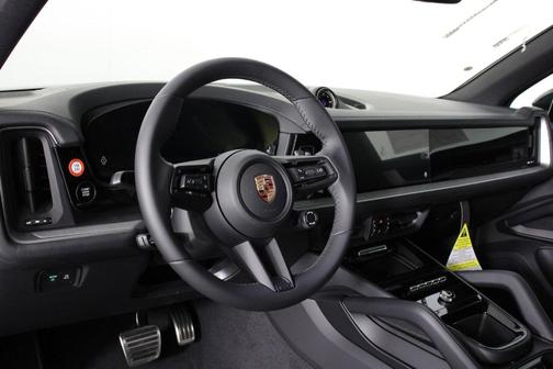 Black Metallic 2026 Porsche Cayenne S