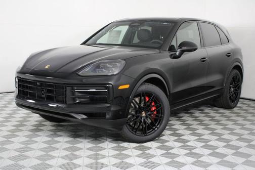 Black Metallic 2026 Porsche Cayenne S