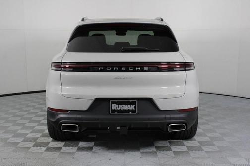 Chalk 2026 Porsche Cayenne Base