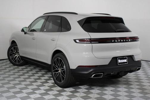 Chalk 2026 Porsche Cayenne Base