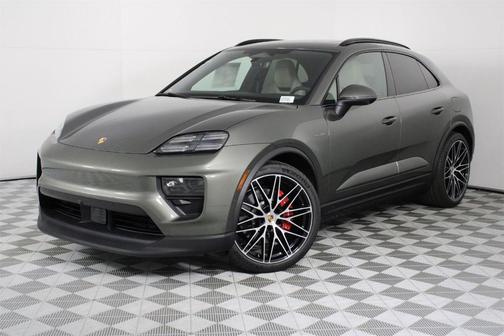 2026 Porsche Macan 4S