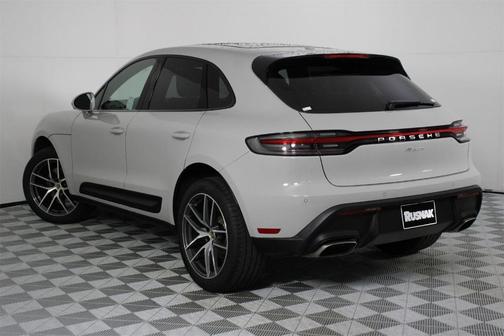 2025 Porsche Macan 
