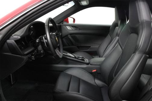 2024 Porsche 911 Carrera GTS