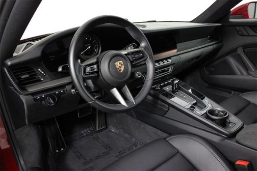 2024 Porsche 911 Carrera GTS