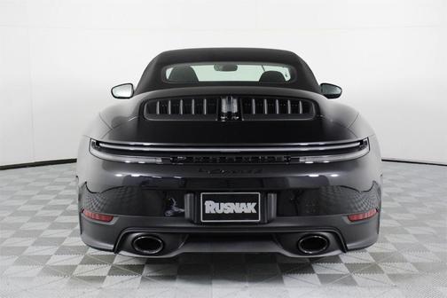 2026 Porsche 911 Carrera 4S