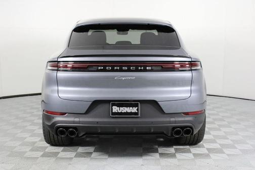 Platinum Silver Metallic 2026 Porsche Cayenne AWD