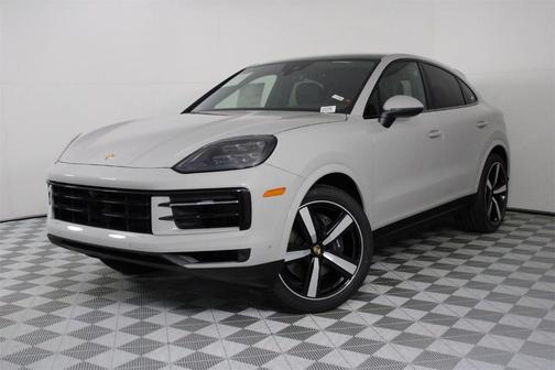 2025 Porsche Cayenne AWD