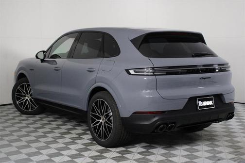 2026 Porsche Cayenne AWD