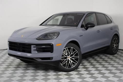 2026 Porsche Cayenne AWD