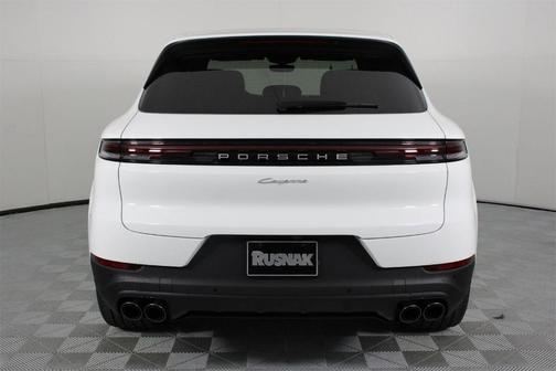 2026 Porsche Cayenne Base