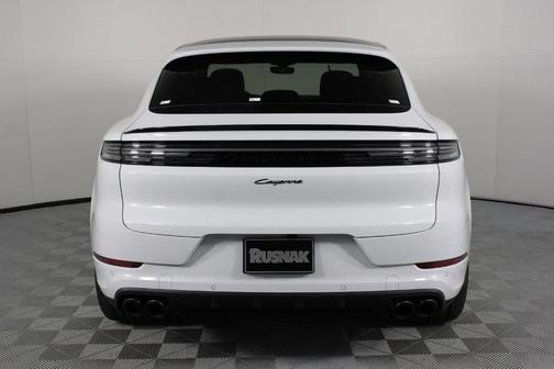 2026 Porsche Cayenne AWD