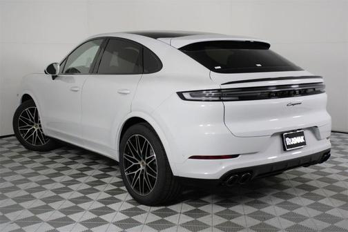 2026 Porsche Cayenne AWD
