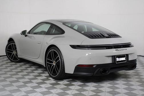 2026 Porsche 911 Carrera 4S