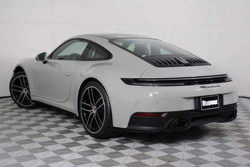 2026 Porsche 911 Carrera 4S