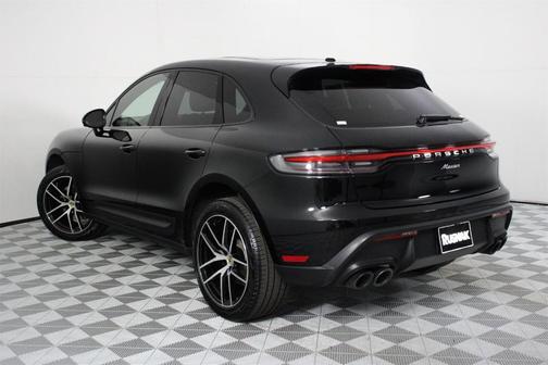 2025 Porsche Macan T