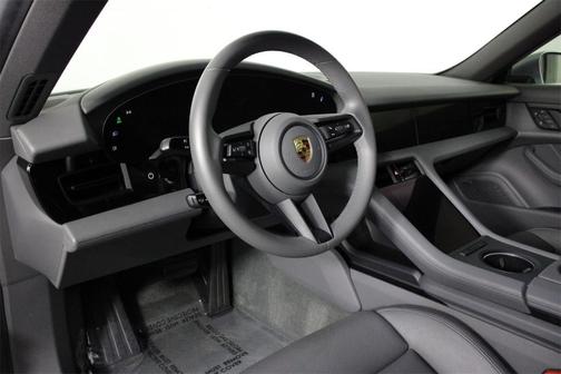 2022 Porsche Taycan Base