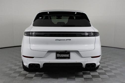 2026 Porsche Cayenne GTS
