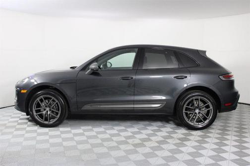 2025 Porsche Macan T