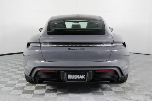 2026 Porsche Taycan 4S