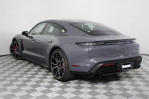 2026 Porsche Taycan 4S