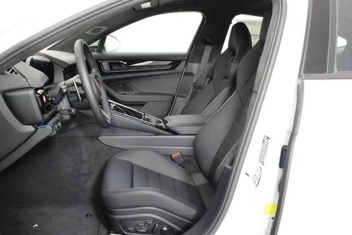 2026 Porsche Panamera GTS