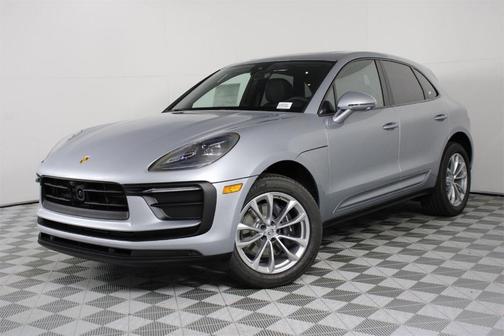 2026 Porsche Macan Base