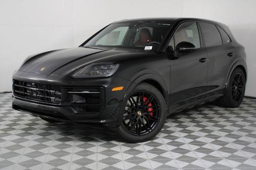 2026 Porsche Cayenne GTS