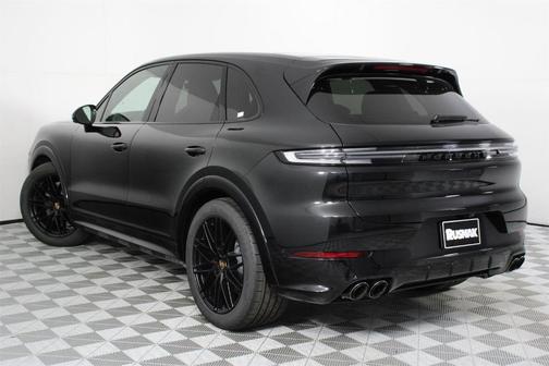 2026 Porsche Cayenne GTS