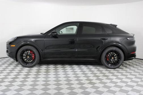 2026 Porsche Cayenne GTS