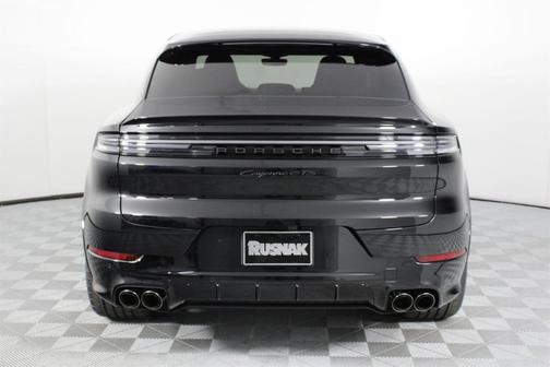 2026 Porsche Cayenne GTS