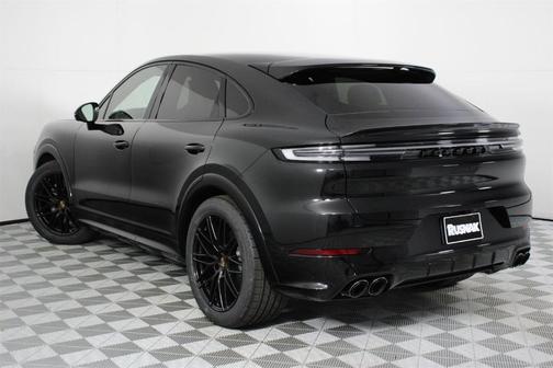 2026 Porsche Cayenne GTS