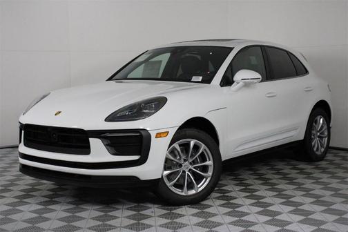 2026 Porsche Macan Base