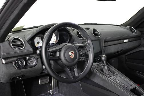 2025 Porsche 718 Cayman GT4 RS