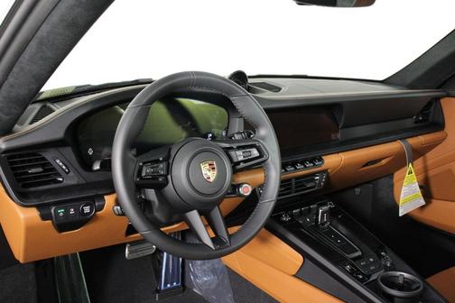 2026 Porsche 911 Carrera 4 GTS