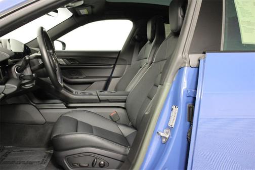 2023 Porsche Taycan Base