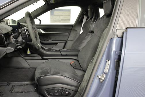 2025 Porsche Taycan Turbo GT w/Weissach Package