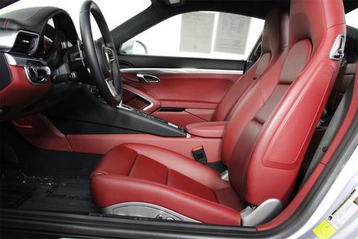 2018 Porsche 911 Carrera 4S