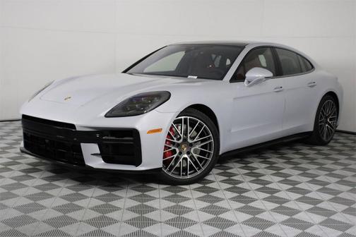 2026 Porsche Panamera GTS