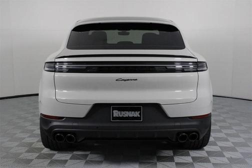 2026 Porsche Cayenne AWD