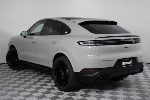 2026 Porsche Cayenne AWD