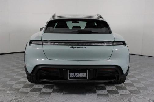 2025 Porsche Taycan 4S