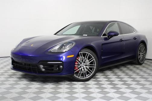 2023 Porsche Panamera 4S