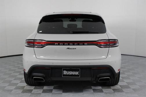 2025 Porsche Macan