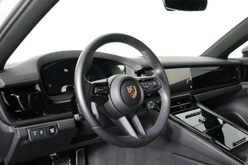 2025 Porsche Panamera Base