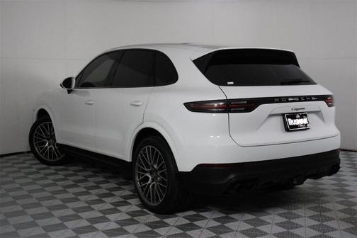 2022 Porsche Cayenne Platinum Edition