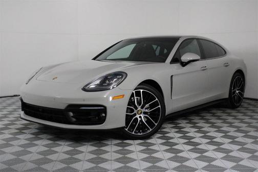 2023 Porsche Panamera Platinum Edition