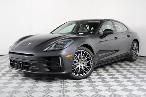 2026 Porsche Panamera 4