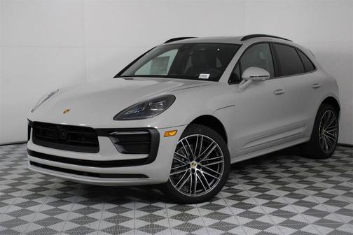 2026 Porsche Macan Base