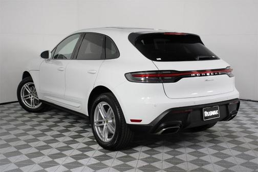 2025 Porsche Macan 
