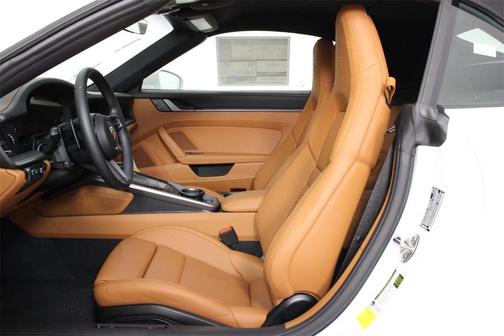 2026 Porsche 911 Carrera